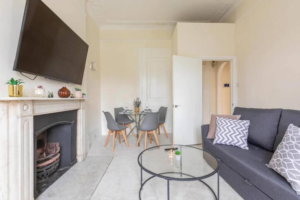 Regent'S Square Charming Flat Londres Exterior foto