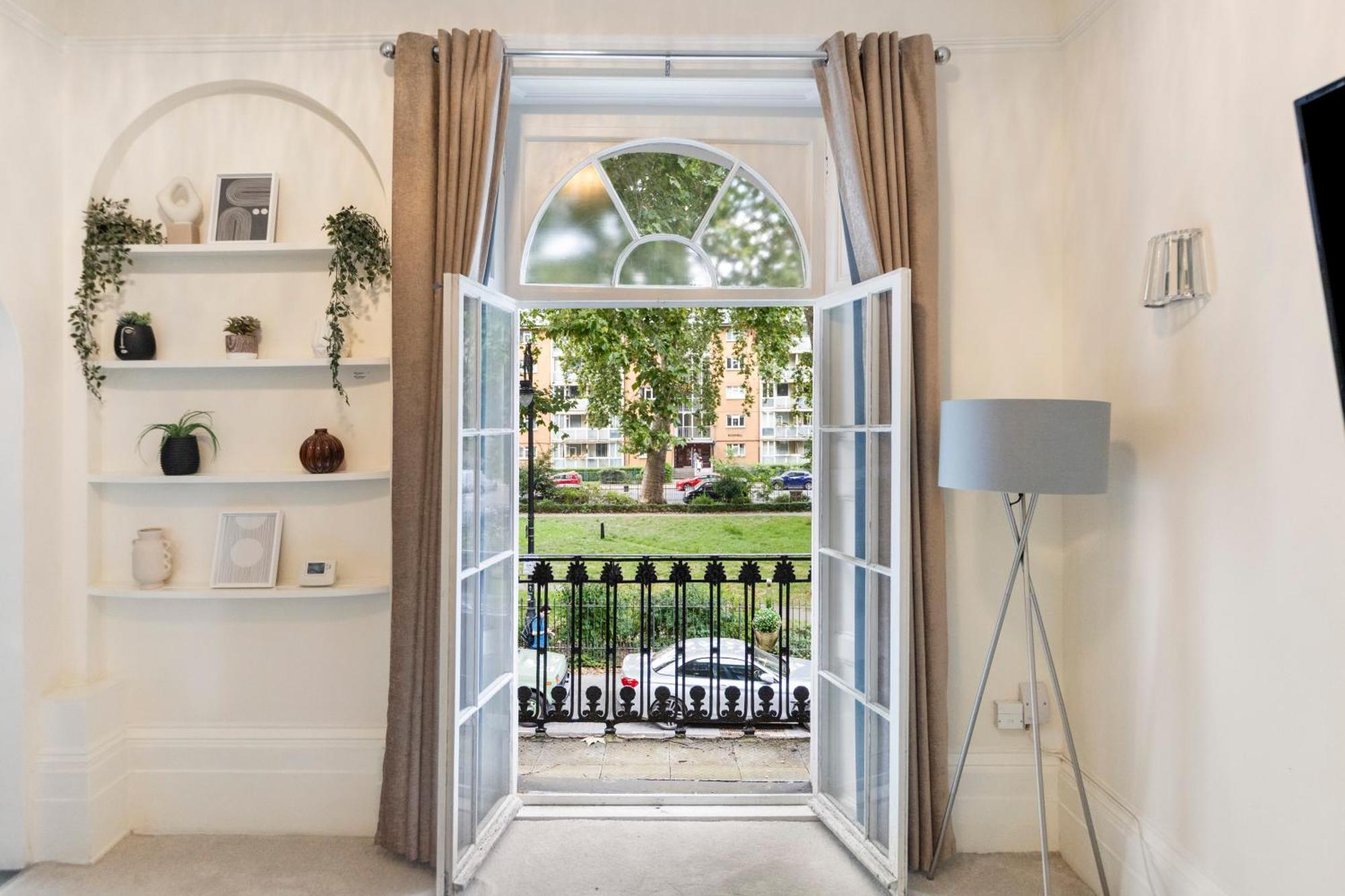 Regent'S Square Charming Flat Londres Exterior foto